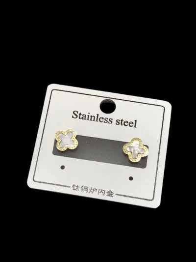 Simple white vancleef gold plated earrings