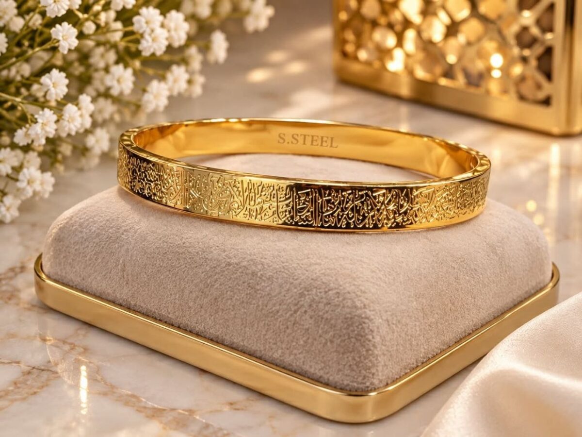 Gold trendy bracelet