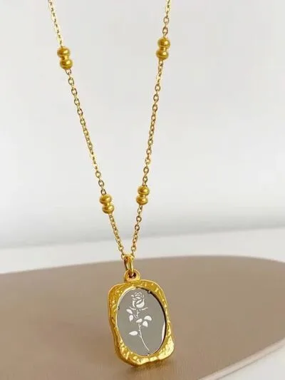 Mirror  flower gold plated  necklace 