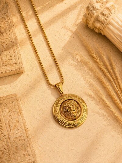 Round lion gold plated necklace