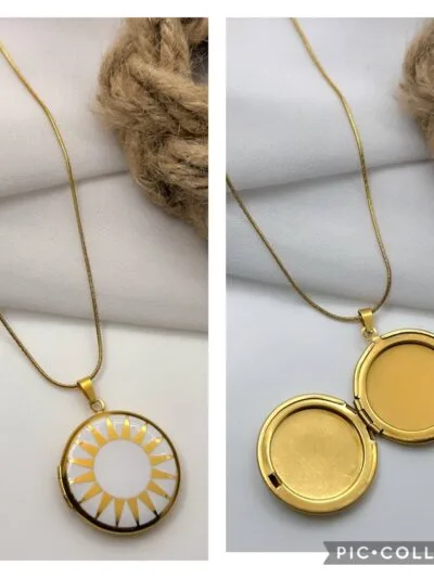 Star gold plated necklace with photo locket