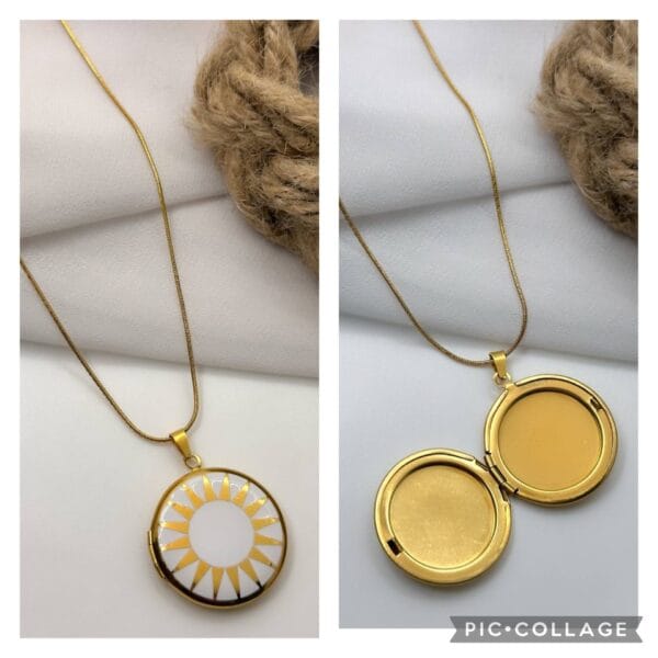Star gold plated necklace with photo locket