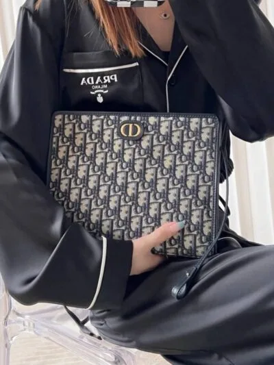 Midnight Icon Bag clutsh