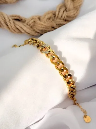 Curb chain gold  plated bracelet 
