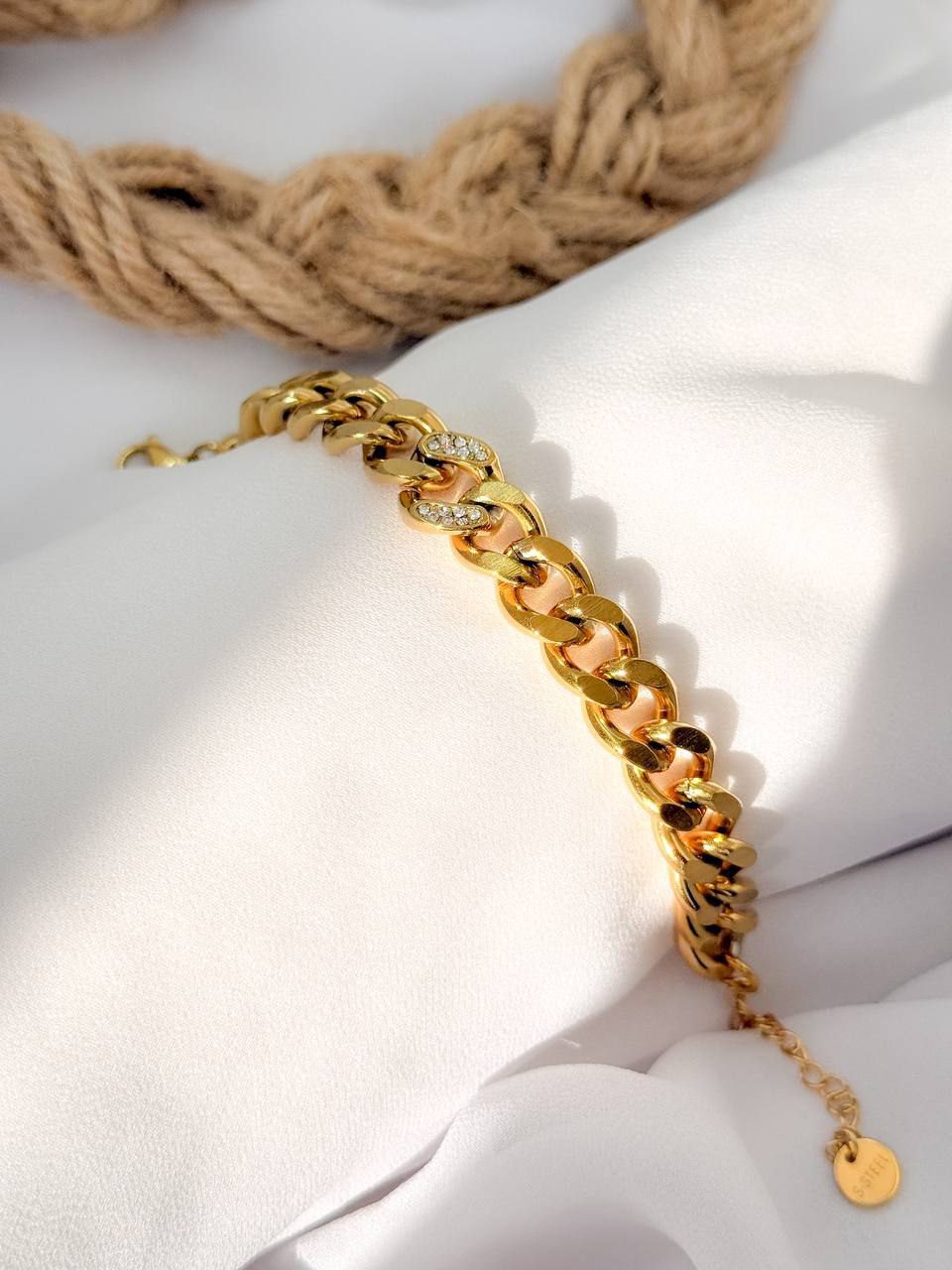 Curb chain gold  plated bracelet
