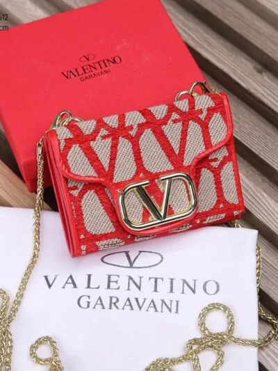 RED  V Edit  BAG