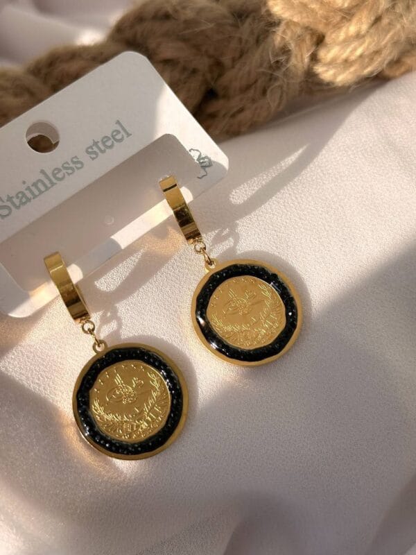 Gorgeous gold plated  earrings 