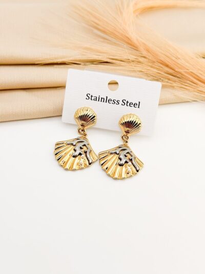 Shell long gold plated earrings