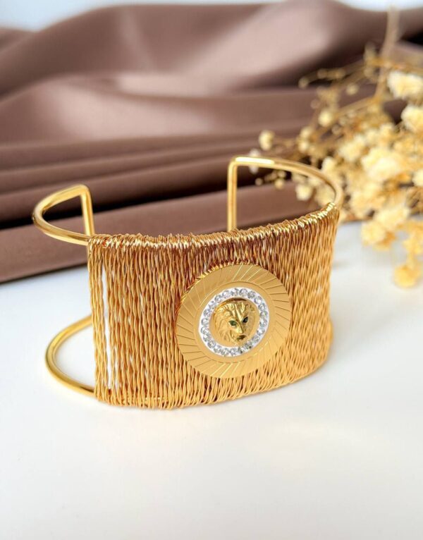 Luxury gold plated bangle