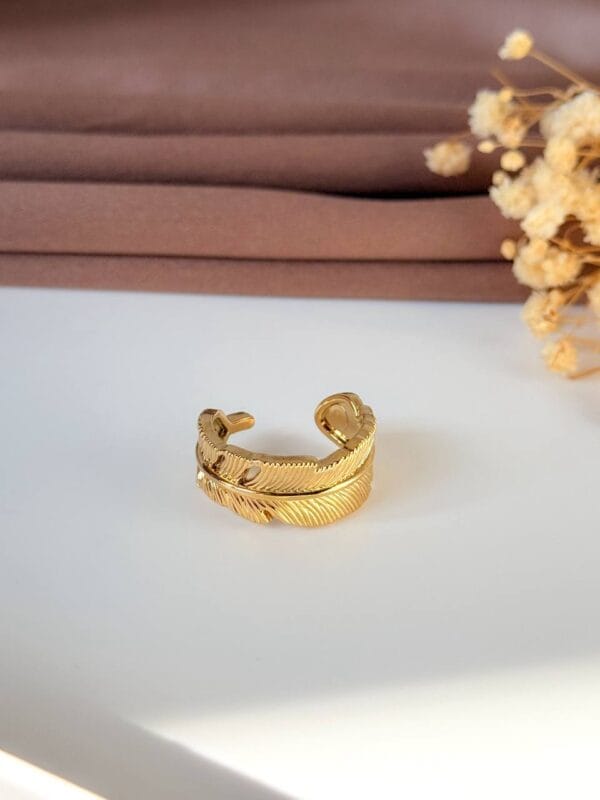 Leaf gold plated ring