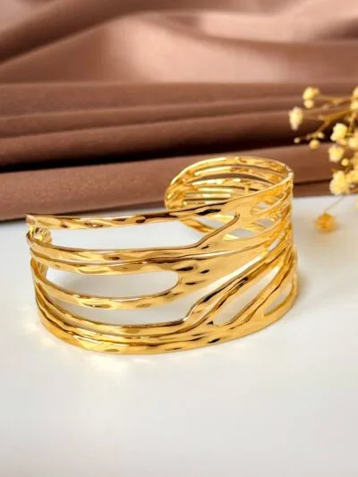 Glow gold plated bangle