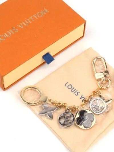 Glow keychain