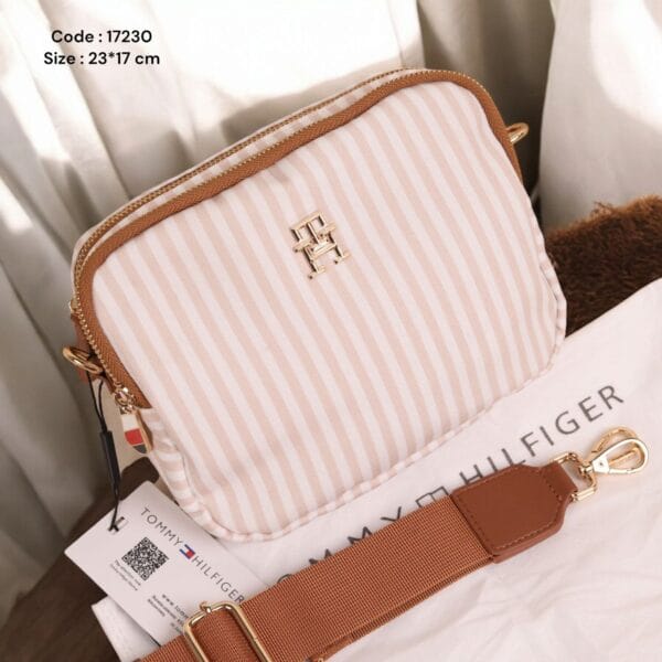 Beige TH bag
