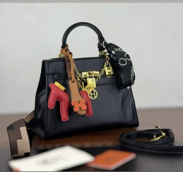 Black HM  Bag size M