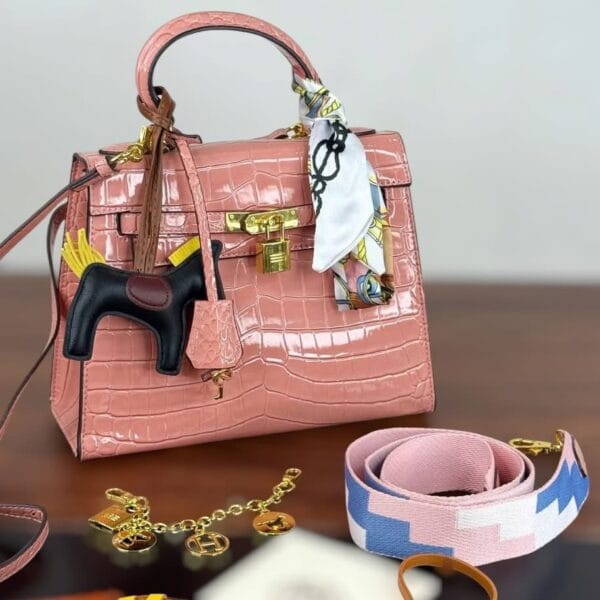 HM  Bag size S
