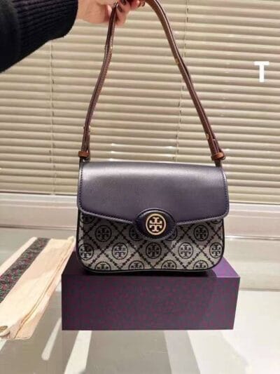 Classy Tory bag