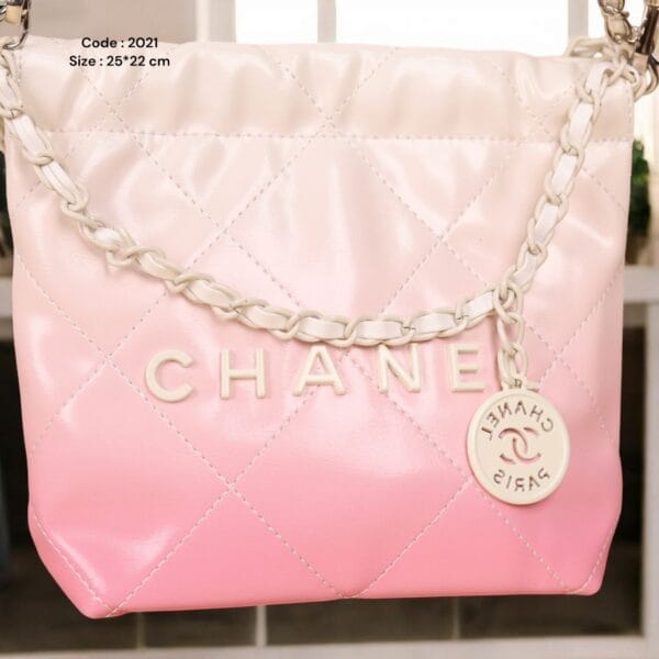 Voya bag size 22*25