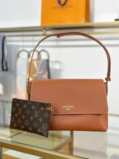 Light Elan bag size 22*26