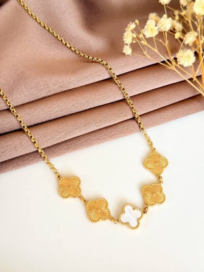 Fashionable Gold Plated Necklace