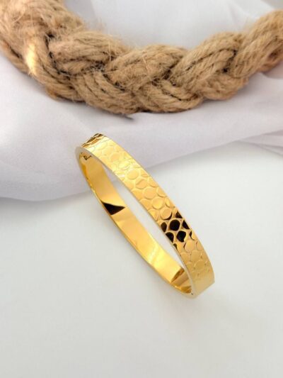 Textured gold plated bangle