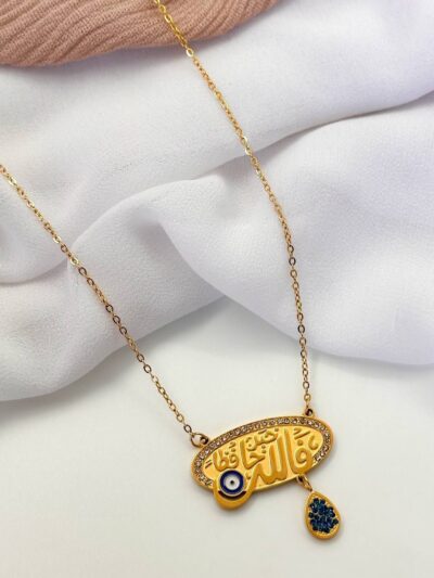 Charming gold plated necklace