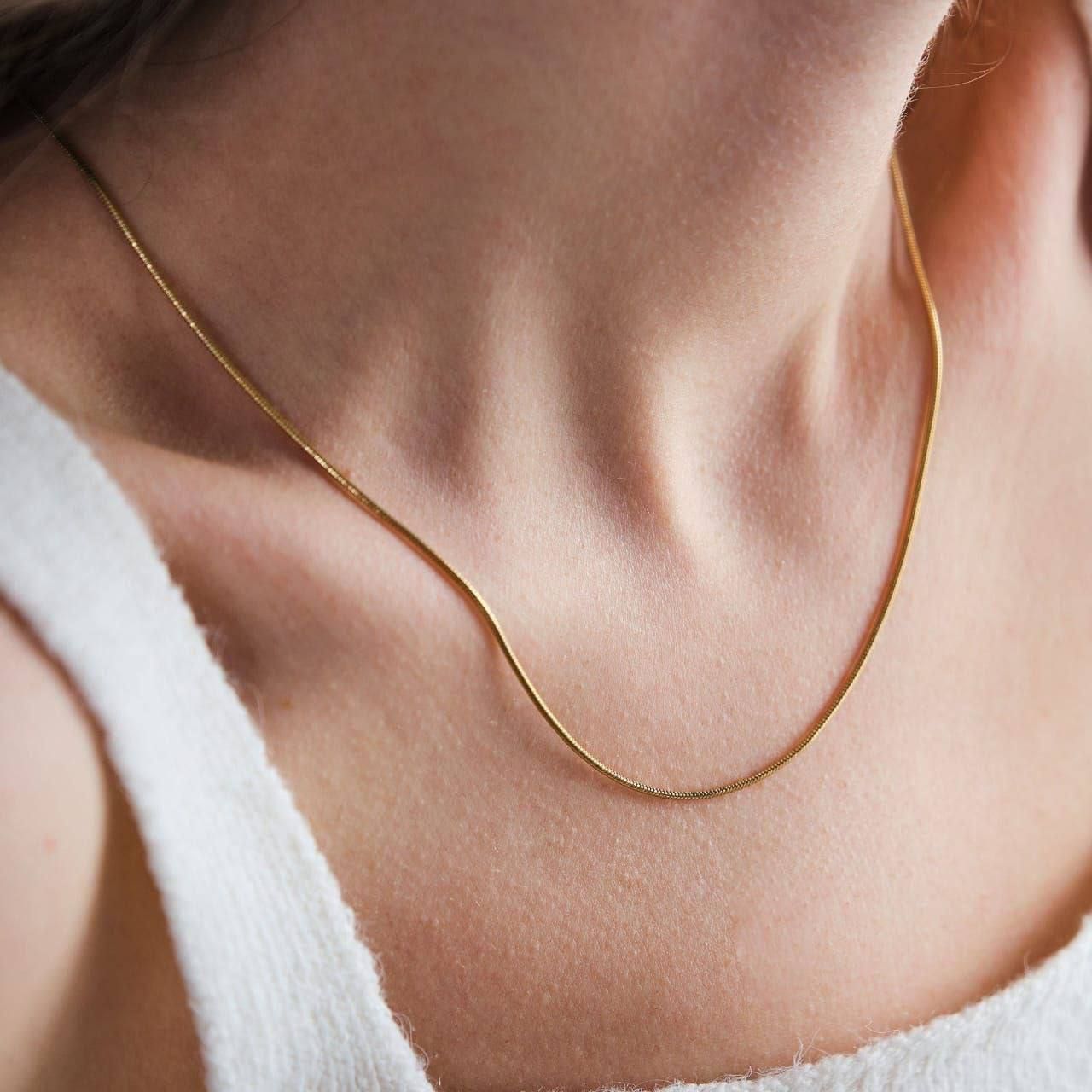 Simple gold plated necklace