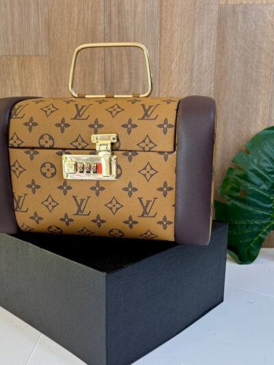 Trendy  Makeup Bag 2