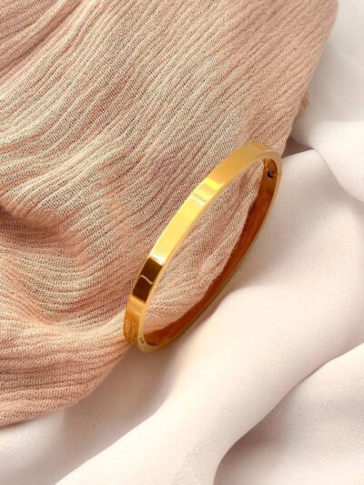 Simple gold plated bangle