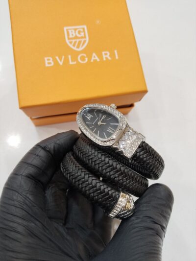 Trendy black watch