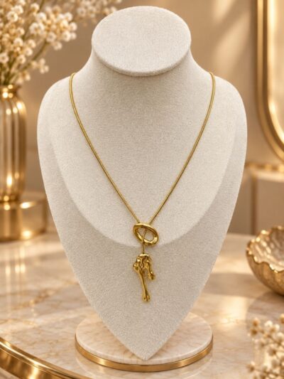 Endless gold plated necklace