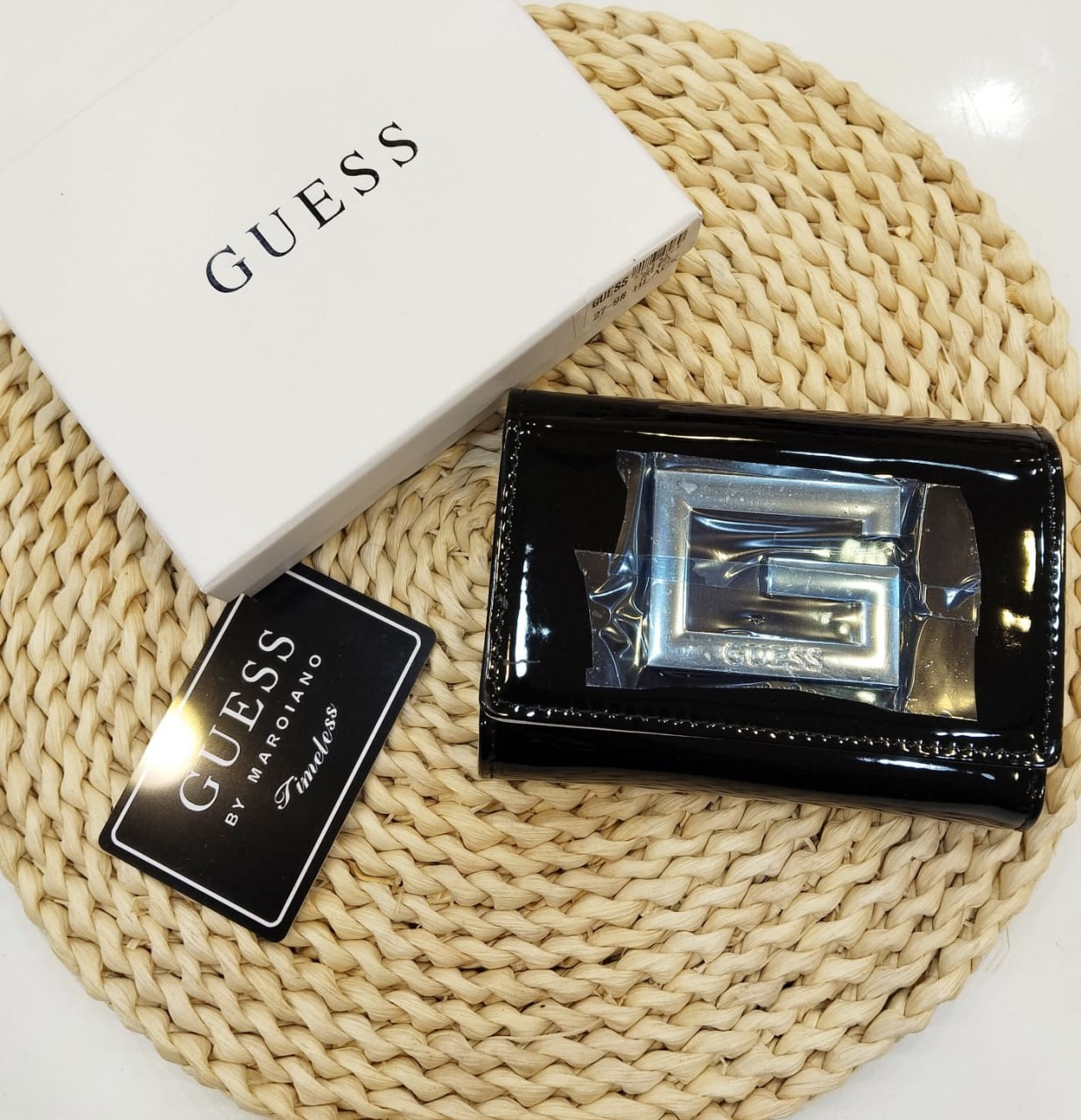 G black shiny wallet