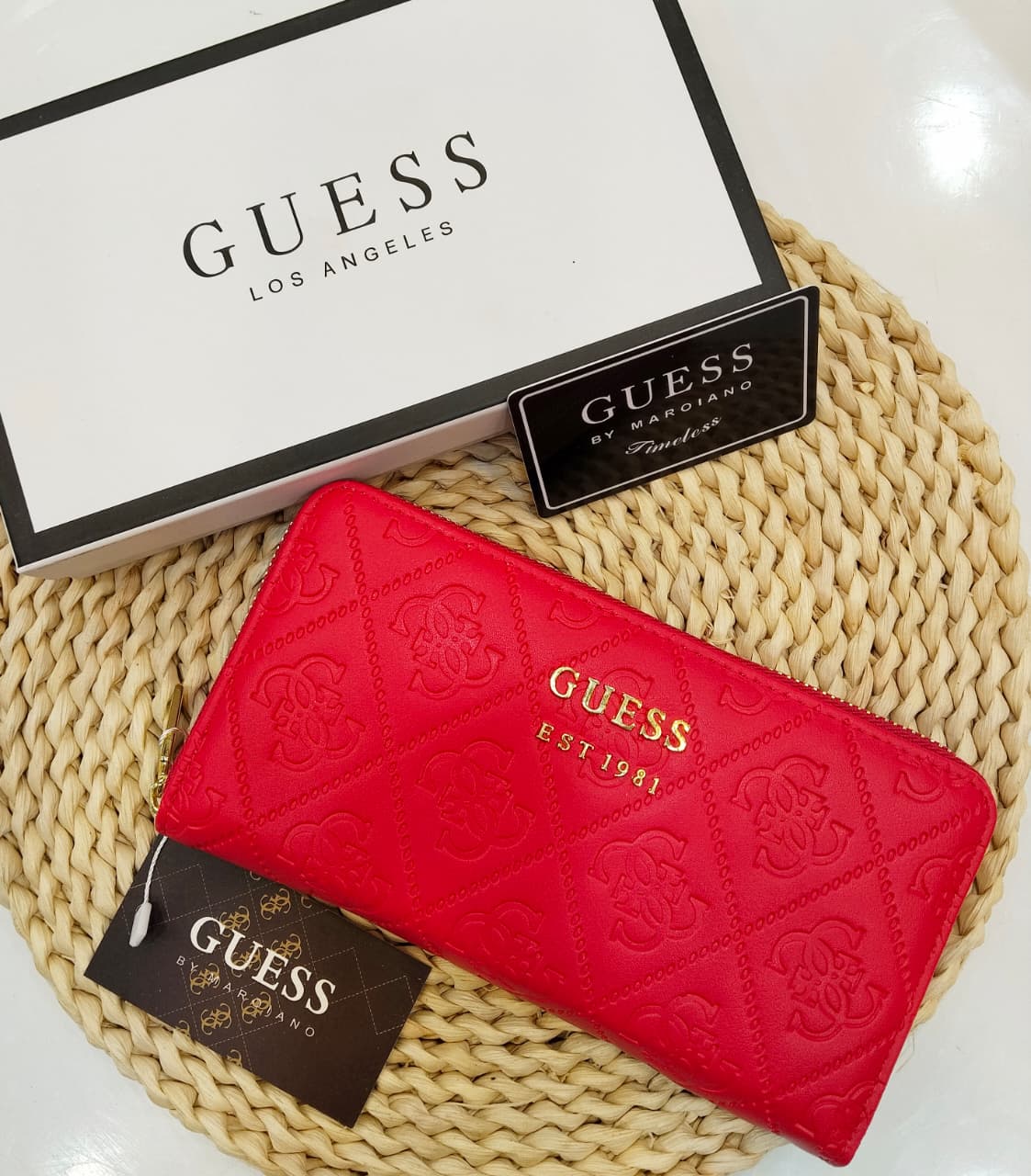 G long red wallet