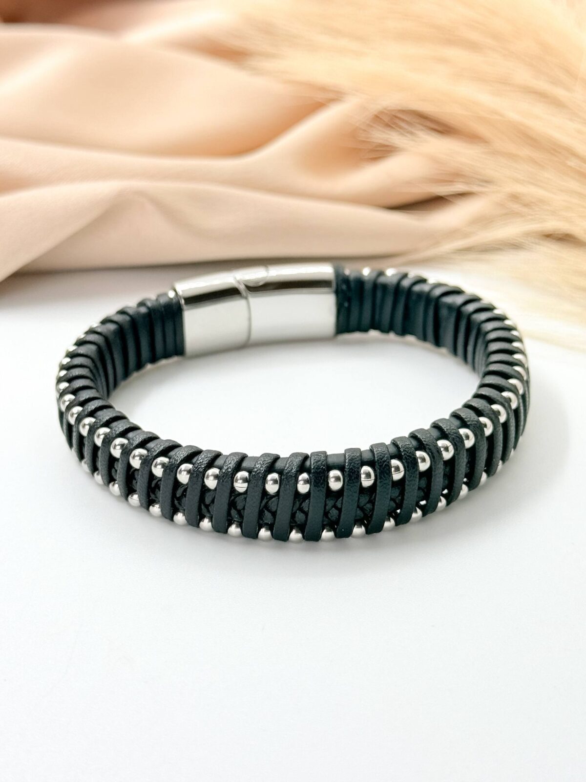 Retro black Bracelet