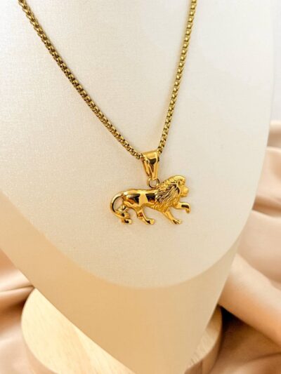 Lion gold plated necklace