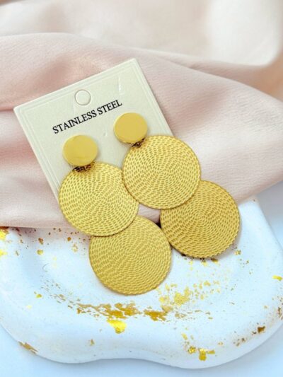 Elegant long gold plated earrings