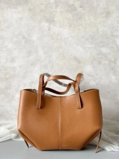 P camel tote bag size 41*28