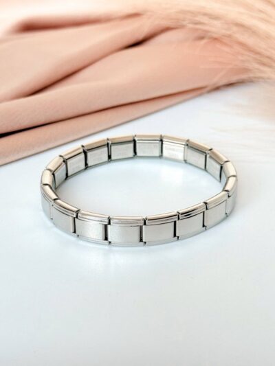 Classic silver bangle