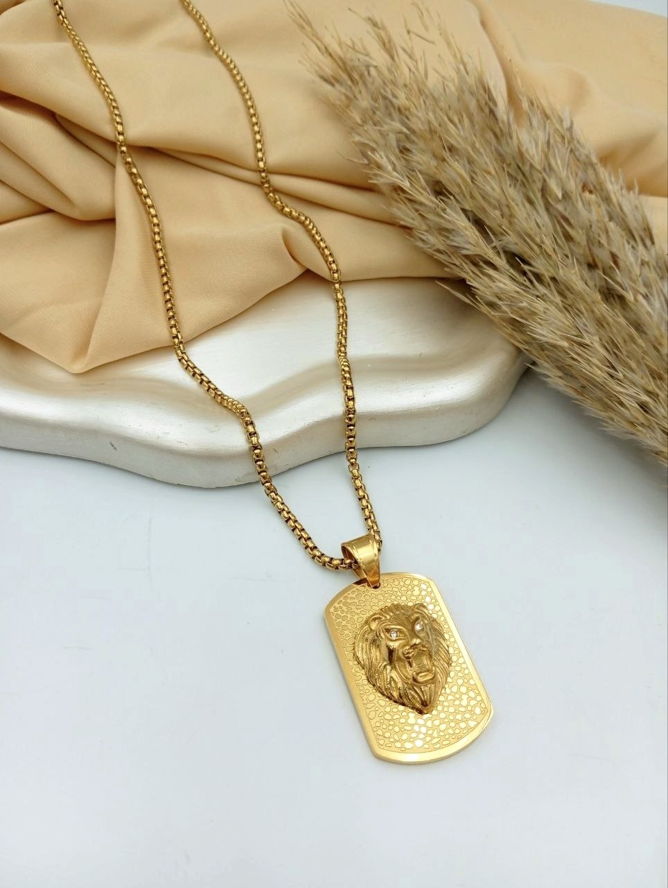 Classic lion head Gold Plated Necklace