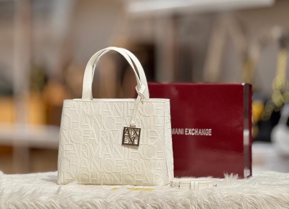 White Glowy bag size 20*23