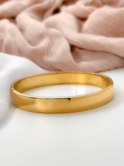 Simplee  gold plated bangle