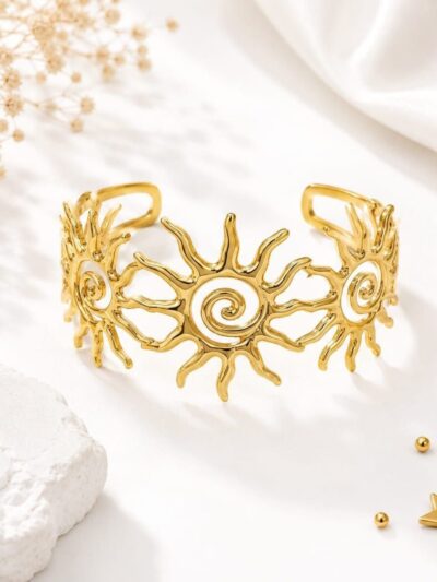 Sunny gold plated bangle