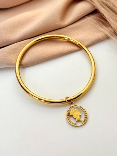 Queen gold plated bangle